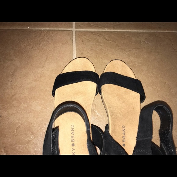 Lucky brand wedges - Picture 3 of 4